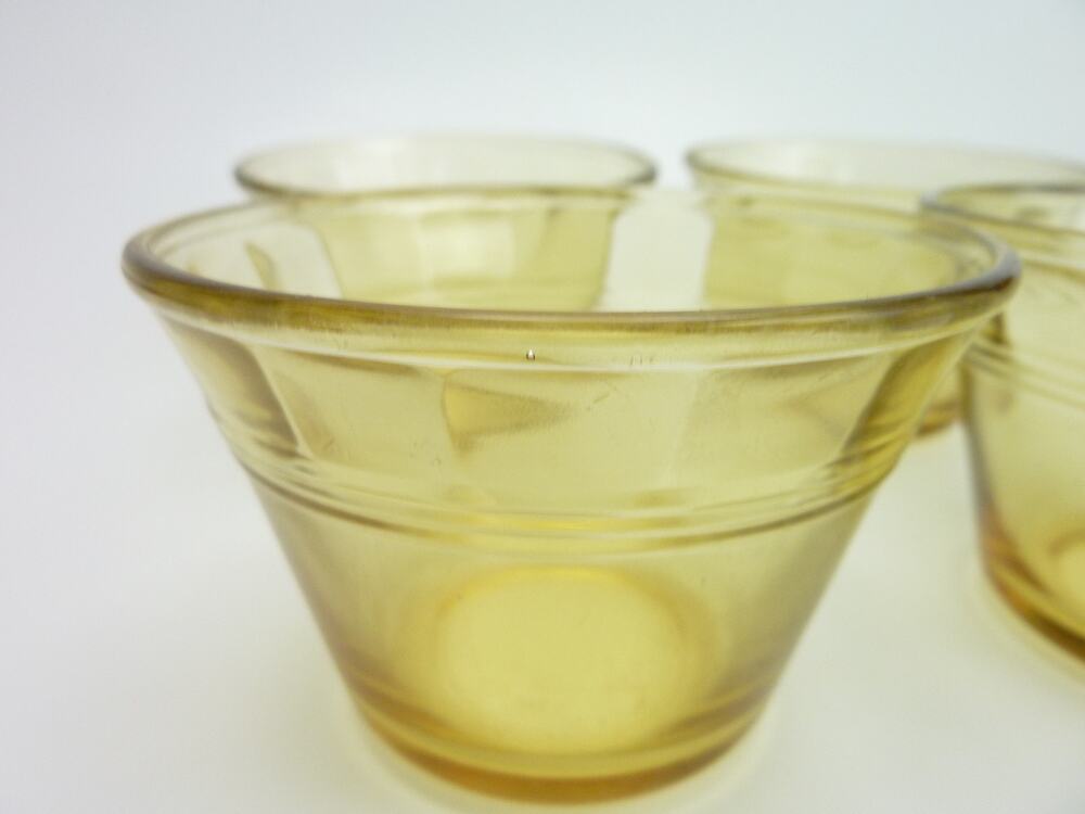 Vintage Amber Glass Custard fruit Bowls set of 4 with gorgeous look and design